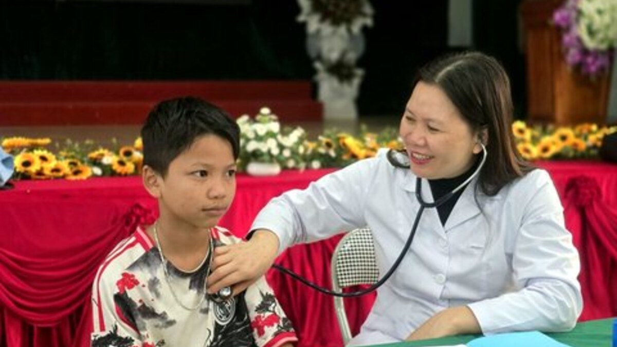 Sốt kéo dài: khi nào người bệnh nên đi khám?