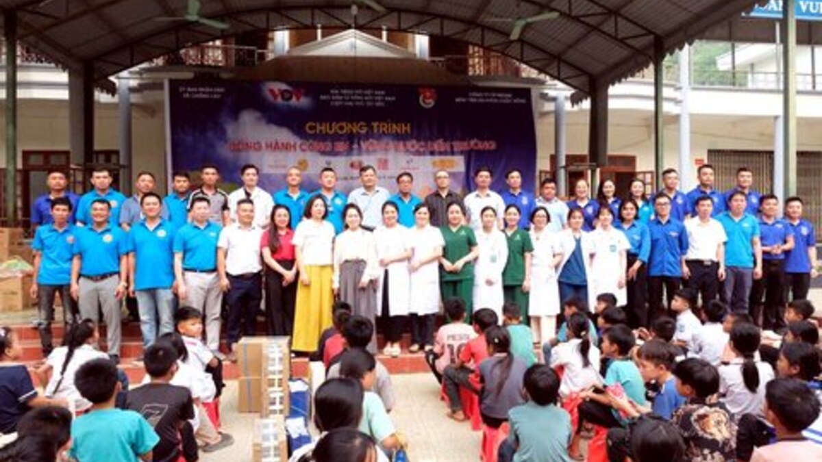 Chương trình Vì sức khỏe cộng đồng đến với người dân vùng cao